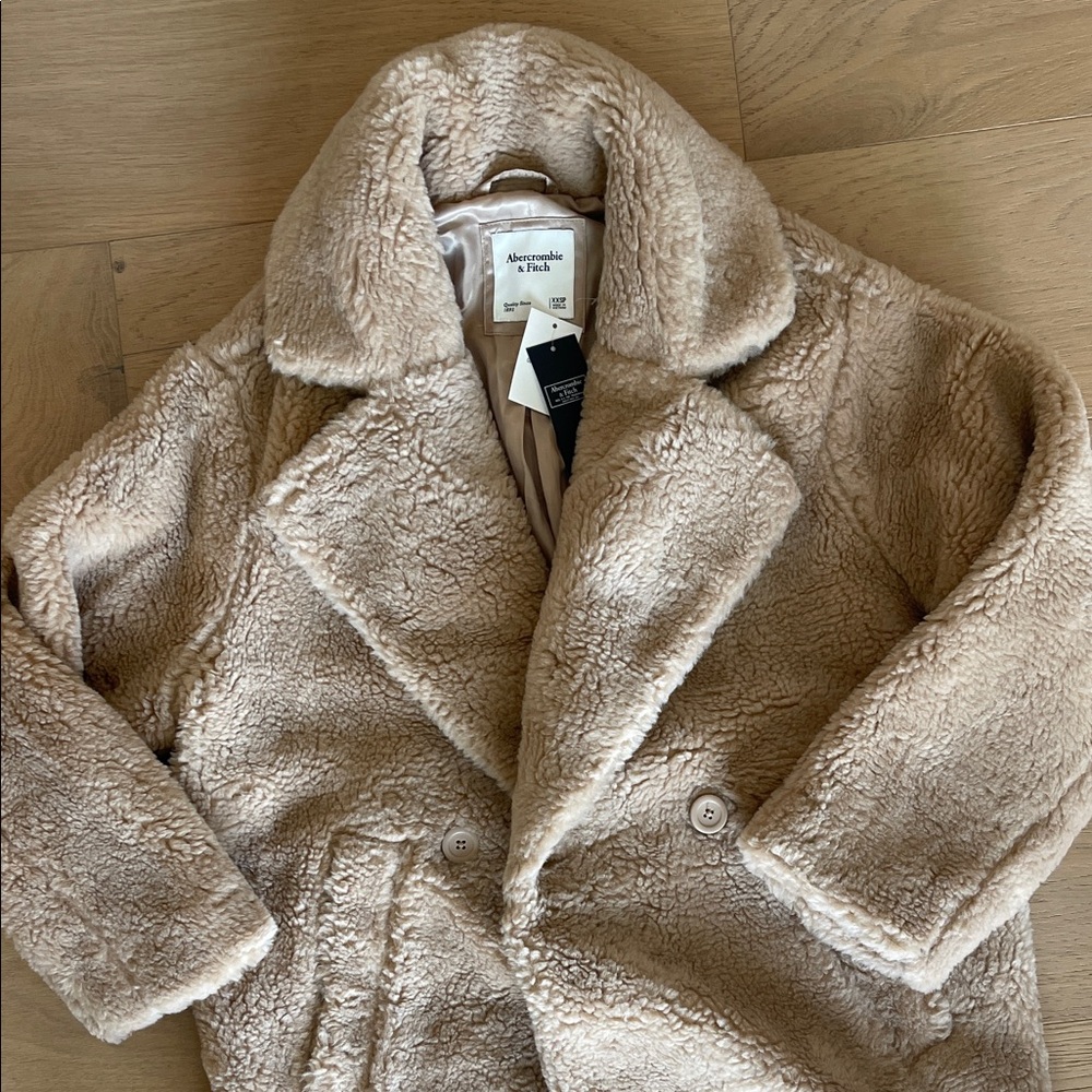Abercrombie & Fitch Cream Teddy Coat